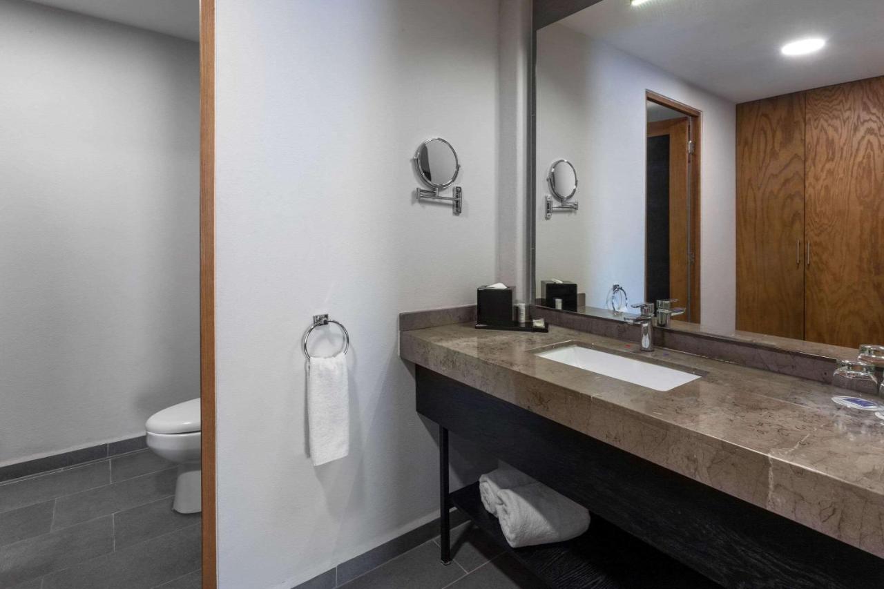 Tryp By Wyndham San Luis Potosi Hotel & Suites Kültér fotó