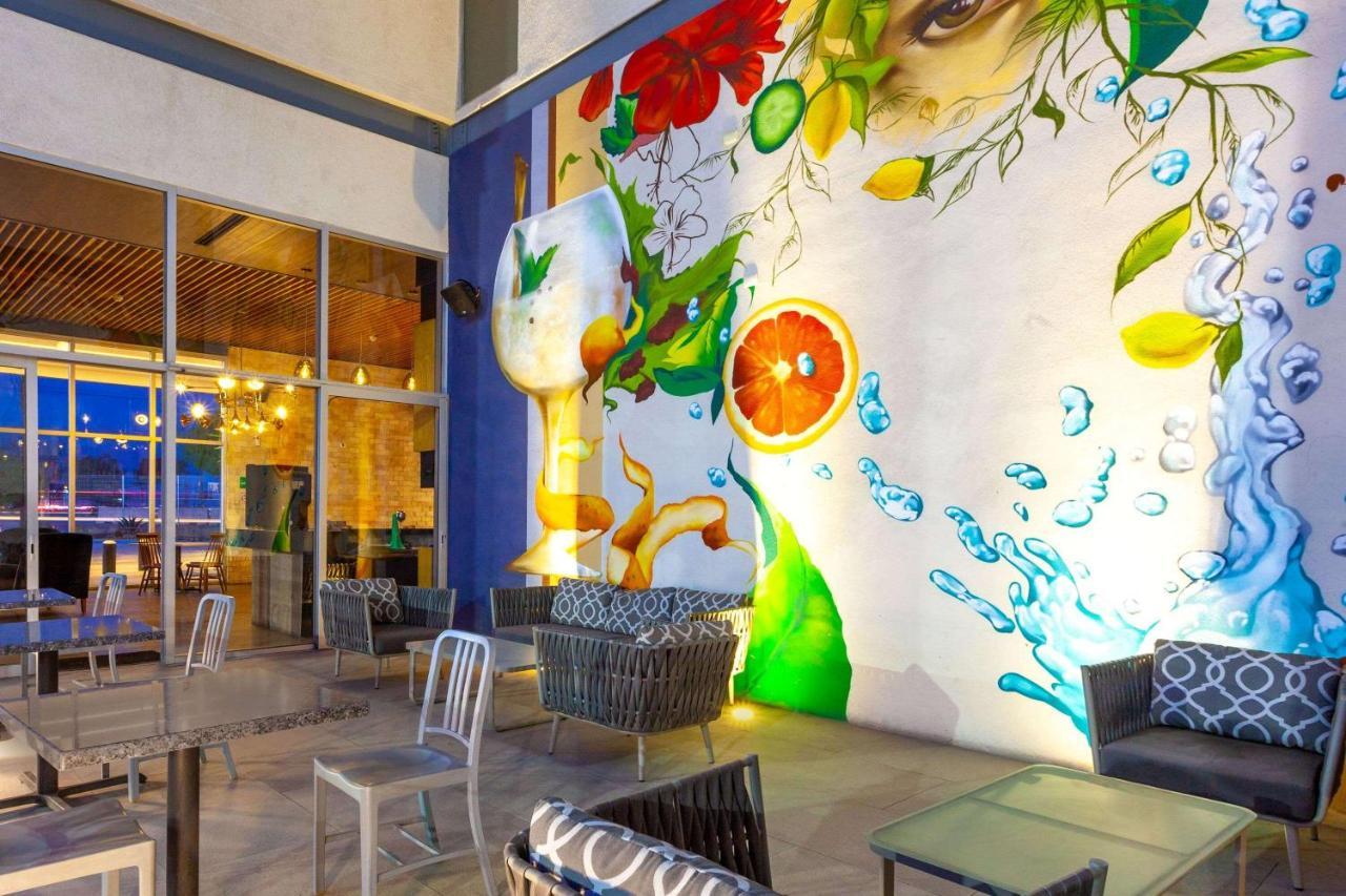 Tryp By Wyndham San Luis Potosi Hotel & Suites Kültér fotó