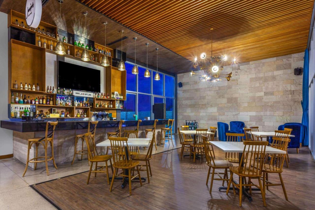 Tryp By Wyndham San Luis Potosi Hotel & Suites Kültér fotó