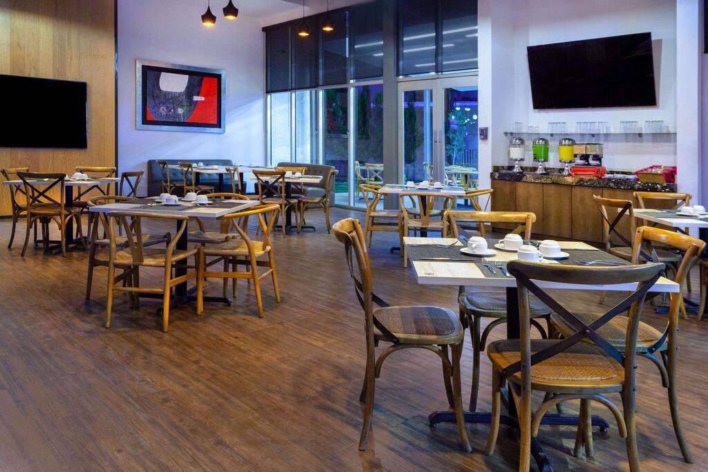 Tryp By Wyndham San Luis Potosi Hotel & Suites Kültér fotó